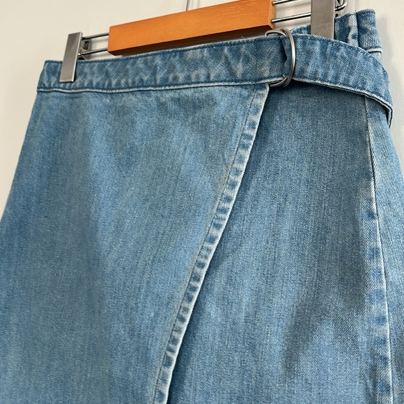 NWOT! Ann Taylor Loft Wrap Denim Jean Skirt Size 2 - Picture 5 of 13